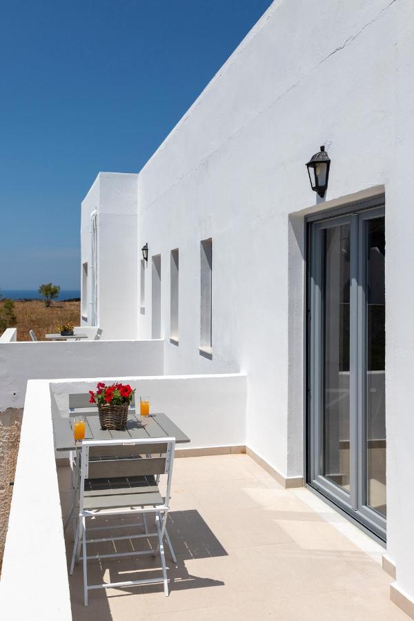 Chrysonisos Suites With Sunset & Seaviews Near Kini Exterior foto