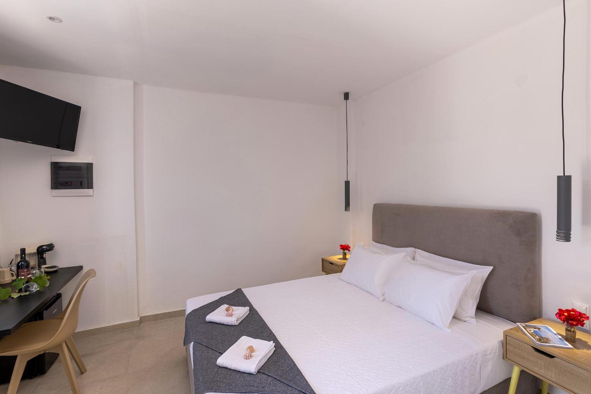 Chrysonisos Suites With Sunset & Seaviews Near Kini Exterior foto