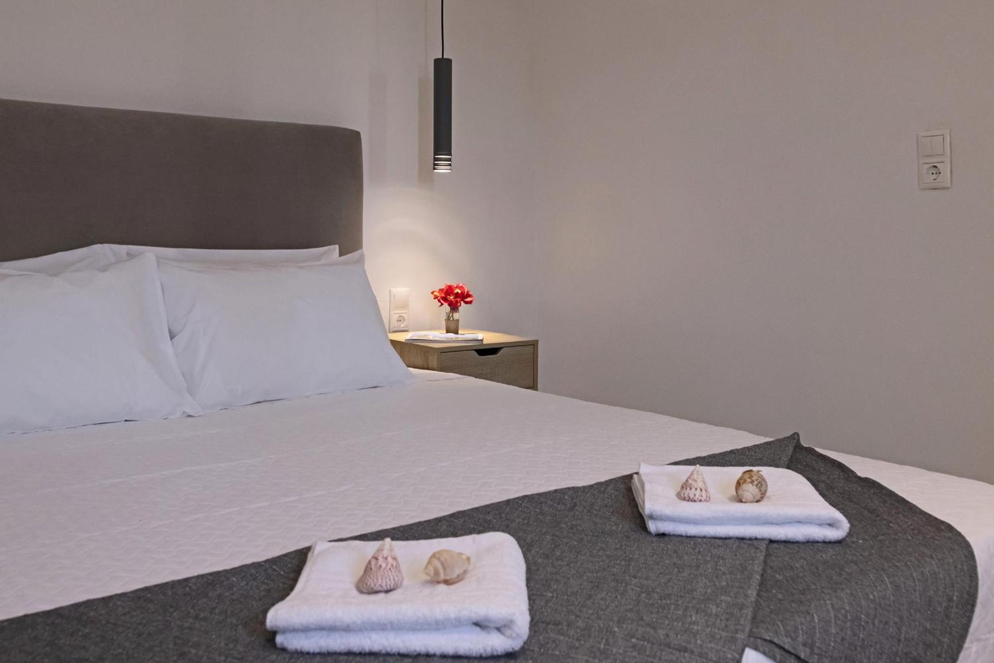 Chrysonisos Suites With Sunset & Seaviews Near Kini Exterior foto