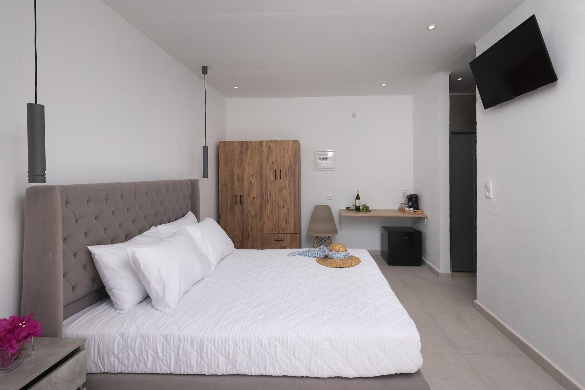 Chrysonisos Suites With Sunset & Seaviews Near Kini Exterior foto