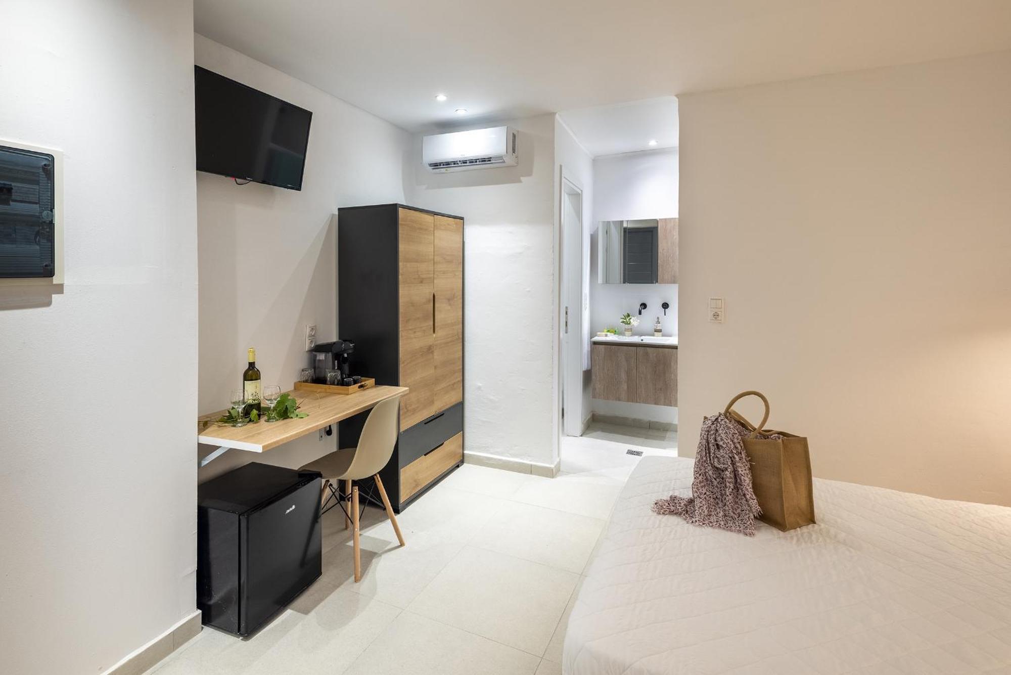 Chrysonisos Suites With Sunset & Seaviews Near Kini Exterior foto